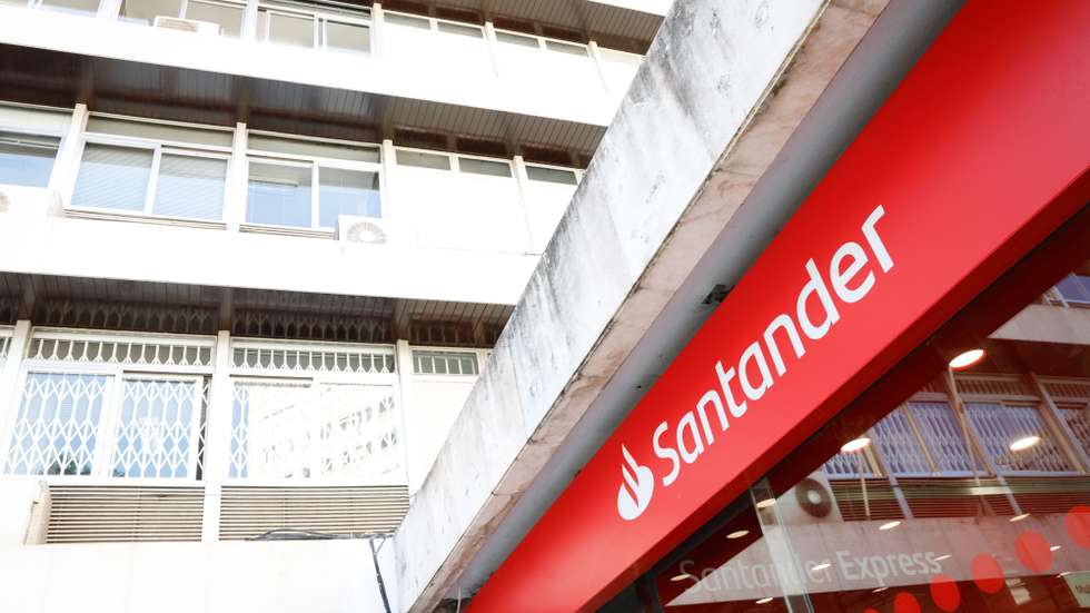 Banco Santander, em Lisboa, 12 de agosto de 2024. Banca. Santander. Economia. ANTÓNIO PEDRO SANTOS/LUSA
