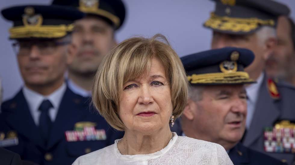 A escritora Lidia Jorge durante a cerimónia militar comemorativa do Dia de Portugal, no âmbito das Comemorações do 10 de Junho, Dia de Portugal, de Camões e das Comunidades Portuguesas, em Lagos, 10 de junho de 2025. JOSÉ SENA GOULÃO/LUSA