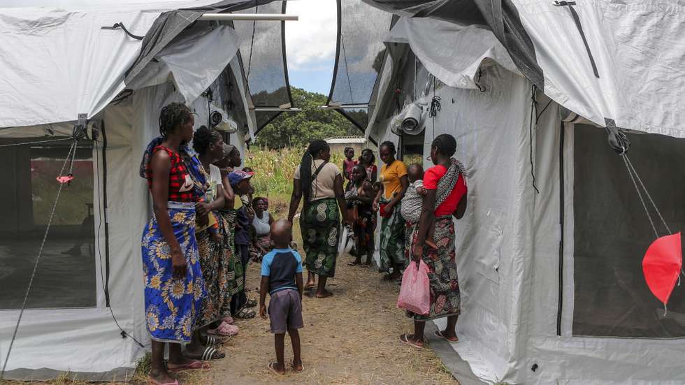 No centro de acomodação de Chiaquelane o maior campo de deslocados das cheias em Moçambique, com 30.000 pessoas, militares portugueses já fazem a diferença, assistindo 120 deslocados no primeiro dia, província de Gaza, Moçambique, 03 de fevereiro de 2026. (ACOMPANHA TEXTO DA LUSA DO DIA 04 DE FEVEREIRO DE 2026). LUÍSA NHANTUMBO/LUSA