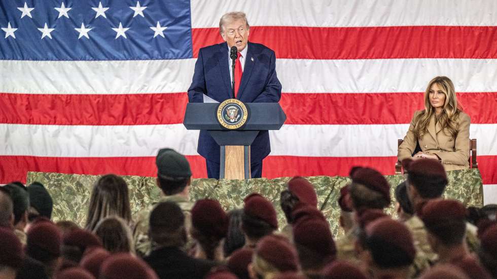 epa12736458 US President Donald Trump, with First Lady Melania Trump, delivers remarks to service members and their families at Fort Bragg, North Carolina, USA, 13 February 2026. Trump met with US special forces members involved in the capture of former Venezuelan President Nicolas Maduro in early January.  EPA/STAN GILLILAND
