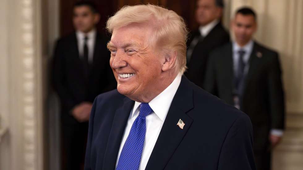 epa12762205 US President Donald Trump arrives for a Governors Working Breakfast in the State Dining Room of the White House in Washington, DC, USA, 20 February 2026. The traditionally bipartisan annual meeting between the President and governors has been highlighted by Trump’s comments about certain Democratic governors and The National Governors Association’s (NGA) announcement it would no longer facilitate the meeting amid the conflict.  EPA/BONNIE CASH / POOL
