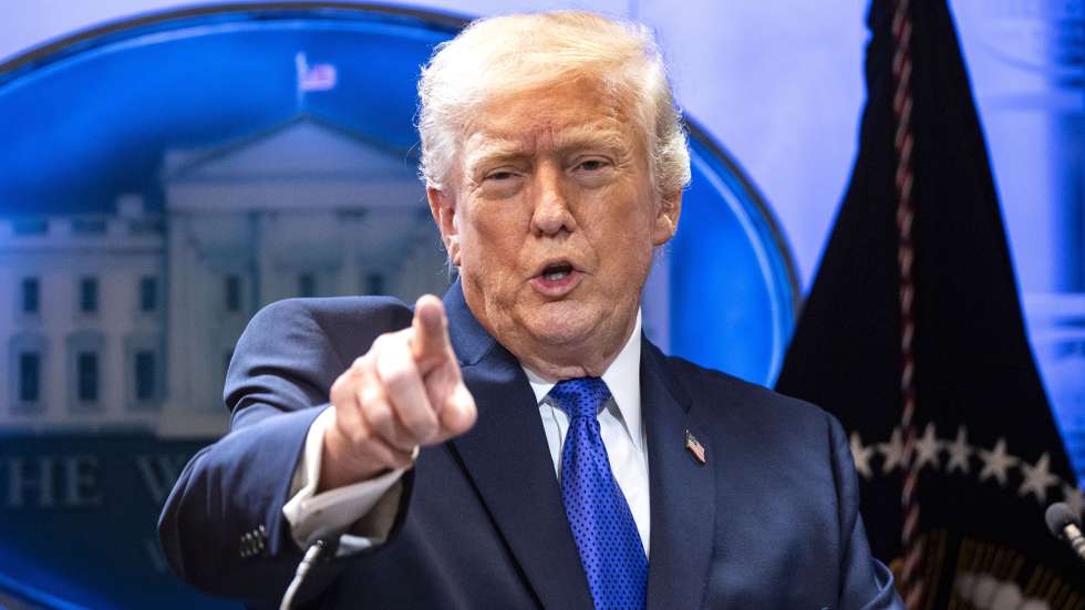 epa12763351 US President Donald J. Trump addresses a press conference about the Supreme Court's striking down of most of his tariffs in the briefing room at the White House in Washington, DC, USA, 20 February 2026. Earlier today, the Supreme Court ruled against President Trump's tariff program.  EPA/BONNIE CASH / POOL