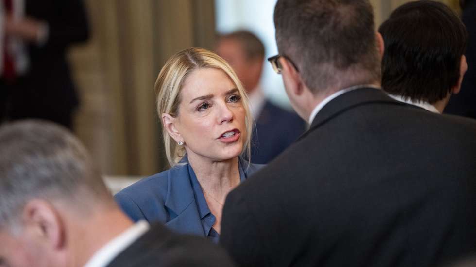 epa12762213 Attorney General Pam Bondi attends a Governors Working Breakfast in the State Dining Room of the White House in Washington, DC, USA, 20 February 2026. The traditionally bipartisan annual meeting between the President and governors has been highlighted by Trump’s comments about certain Democratic governors and The National Governors Association’s (NGA) announcement it would no longer facilitate the meeting amid the conflict.  EPA/BONNIE CASH / POOL