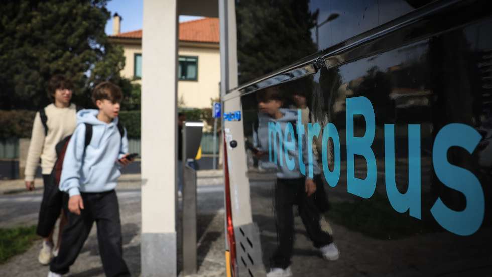 MetroBus do canal Boavista/Casa da Música – Praça do Império, no Porto