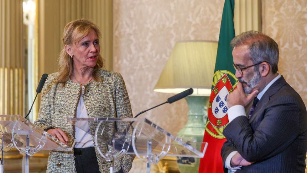 Portuguese Foreign Affairs minister Paulo Rangel (R) together with his Iceland counterpart Thorgerdur Katrin (L), during the press conference prior their meeting at Necessidades palace in Lisbon, Portugal, 23 march 2026. TIAGO PETINGA/LUSA