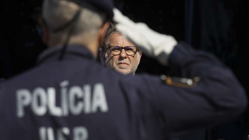 O ministro da Administração Interna, Luís Neves, participa na celebração do Dia do Corpo de Intervenção da Unidade Especial de Polícia da Polícia de Segurança Pública (PSP), inserida nas Comemorações dos 50 anos do Corpo de Intervenção da PSP, na Praça do Império, em Lisboa, 27 de março de 2026. TIAGO PETINGA/LUSA