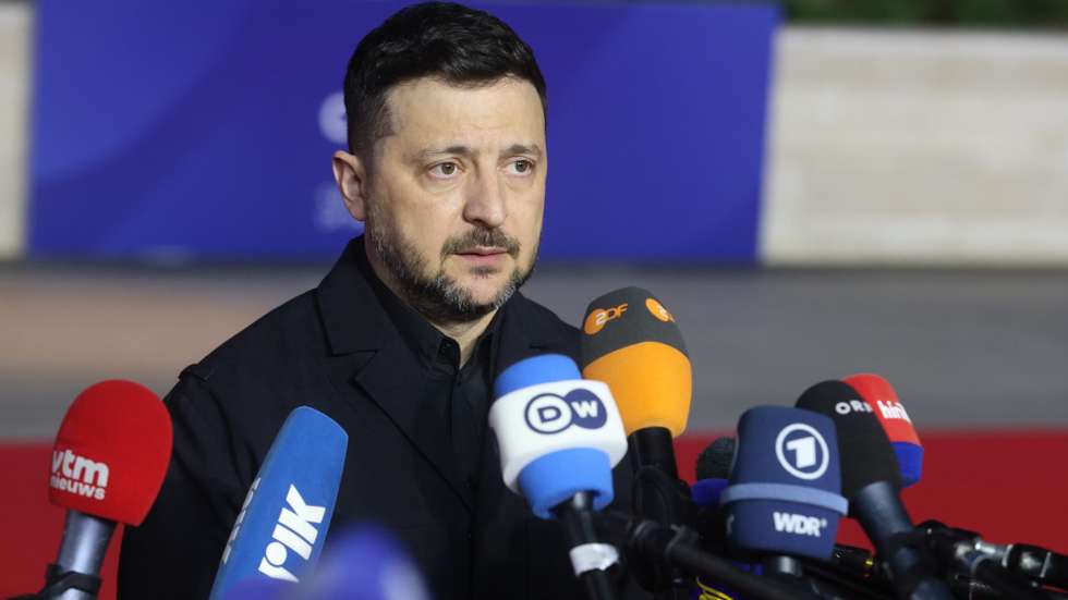 epa12909707 President of Ukraine Volodymyr Zelensky speaks to the media during the informal meeting of EU Heads of State or Government in Agia Napa, Cyprus, 23 April 2026. EU leaders are expected to address current geopolitical developments and Europe's response to them.  EPA/GEORGE CHRISTOFOROU