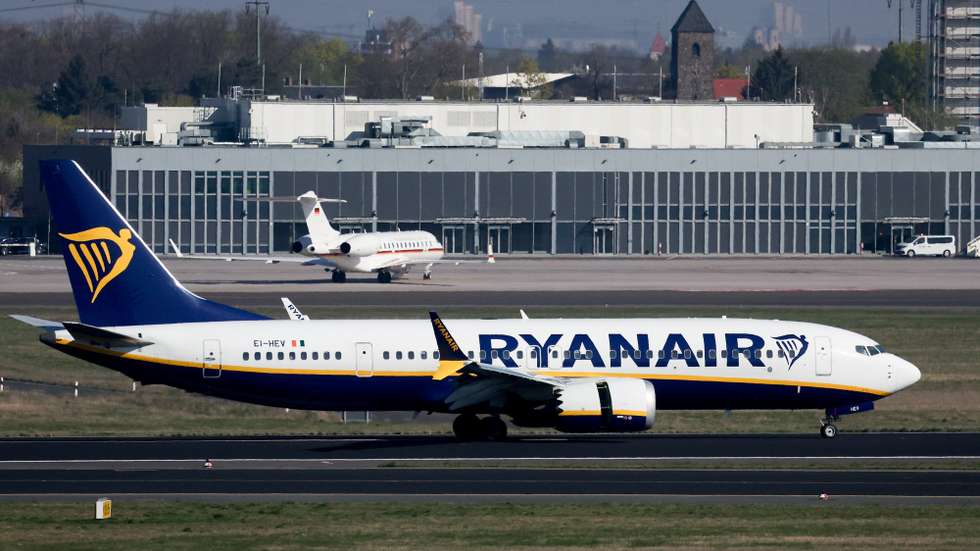 epa12895809 A Ryanair airplane waits on the tarmac at the Berlin Brandenburg Airport in Schoenefeld, Germany, 17 April 2026. Global airlines face surging jet fuel costs amid escalating tensions in the Middle East. The volatile situation is tightening supply and pushing kerosene prices to record levels.  EPA/FILIP SINGER