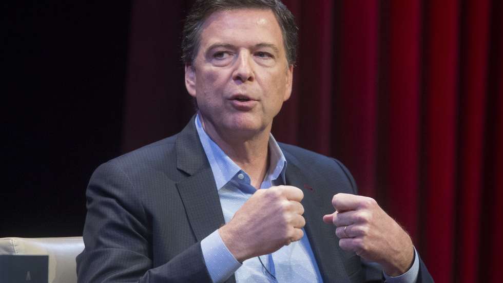 epa12920523 (FILE) - Former Director of the Federal Bureau of Investigation, James Comey participates in a book discussion on his book 'A Higher Loyalty - Truth, Lies, and Leadership', at George Washington University in Washington, DC, USA, 30 April 2018 (reissued 28 April 2026). On 28 April 2026, the US Department of Justice announced that a federal grand jury in the Eastern District of North Carolina indicted former FBI Director James Comey on charges of threatening President Donald J. Trump. The case centers on a social media photo Comey posted in May 2025.  EPA/MICHAEL REYNOLDS *** Local Caption *** 54299965