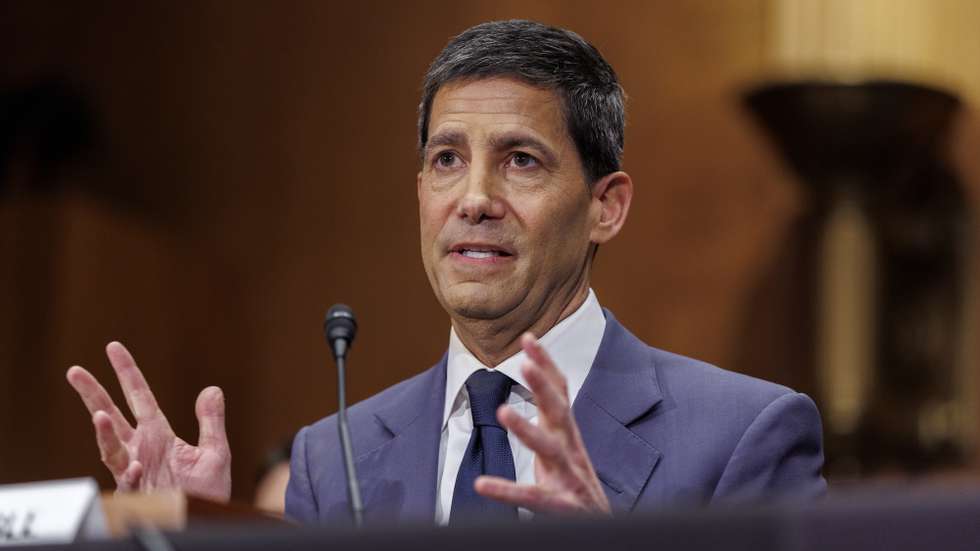 epa12905056 Kevin Warsh testifies during a Senate Banking Committee confirmation hearing at the US Capitol in Washington, DC, USA, 21 April 2026. Warsh is President Donald Trump’s nominee to serve as the next chair of the US Federal Reserve, succeeding Jerome Powell when Powell’s term as chair ends on 15 May 2026.  EPA/WILL OLIVER