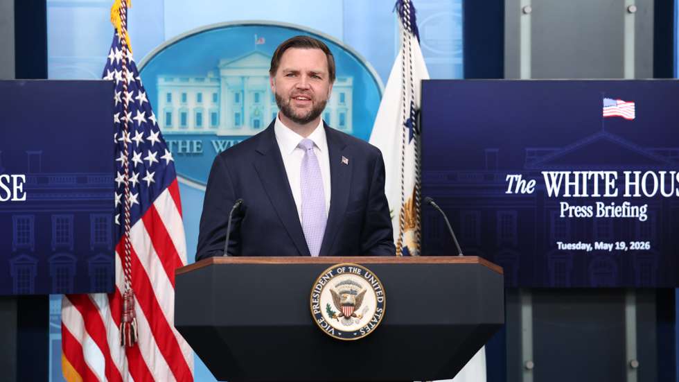 epa12975192 US Vice President JD Vance holds a press briefing in the James S. Brady Press Briefing Room at the White House in Washington, DC, USA, 19 May 2026.  EPA/SAMUEL CORUM / POOL *** World Rights ***