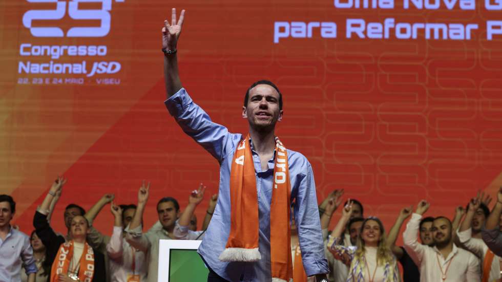 O novo presidente da JSD, João Pedro Luís, durante a sessão de encerramento do 29.º Congresso da JSD, em Viseu, 24 de maio de 2026. PAULO NOVAIS/LUSA