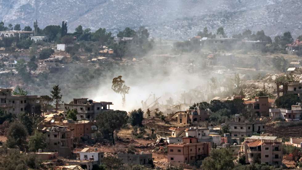 epaselect epa13044263 Smoke rises following an Israeli airstrike in southern Lebanon, as seen from the Israeli side of the border in the Upper Galilee, northern Israel, 17 June 2026. According to Israel's military, a soldier was severely injured, two others moderately injured, and two additional soldiers were lightly injured as a result of an explosive drone impact in southern Lebanon.  EPA/ATEF SAFADI