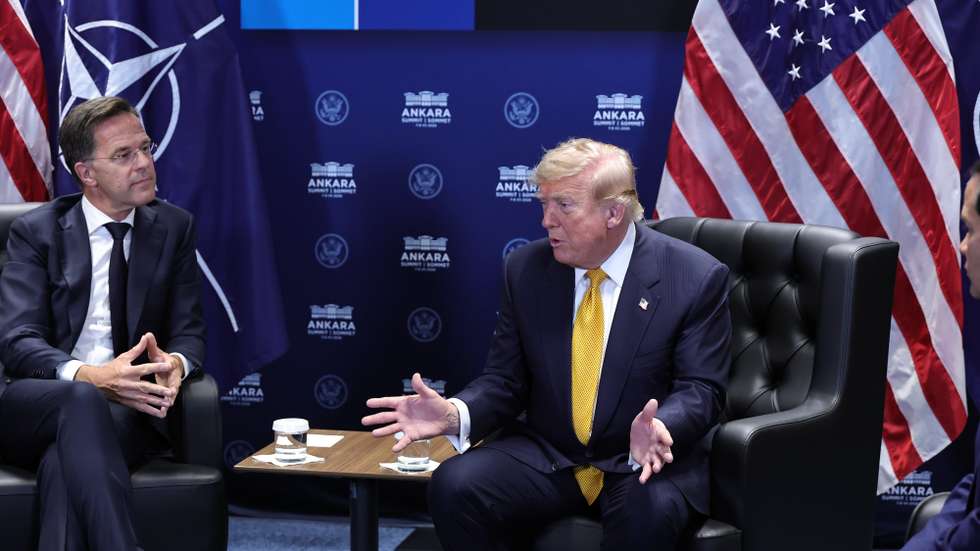 epa13097288 NATO Secretary General Mark Rutte (L) and US President Donald Trump meet on the sidelines of the NATO summit in Ankara, Turkey, 08 July 2026. The NATO Summit takes place from 07-08 July.  EPA/FILIP SINGER
