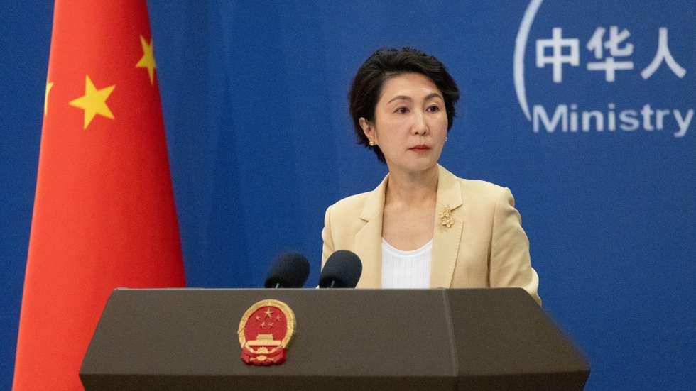 epa12569646 Chinese Foreign Ministry spokesperson Mao Ning speaks during a press conference at the ministry in Beijing, China, 04 December 2025.  EPA/JESSICA LEE