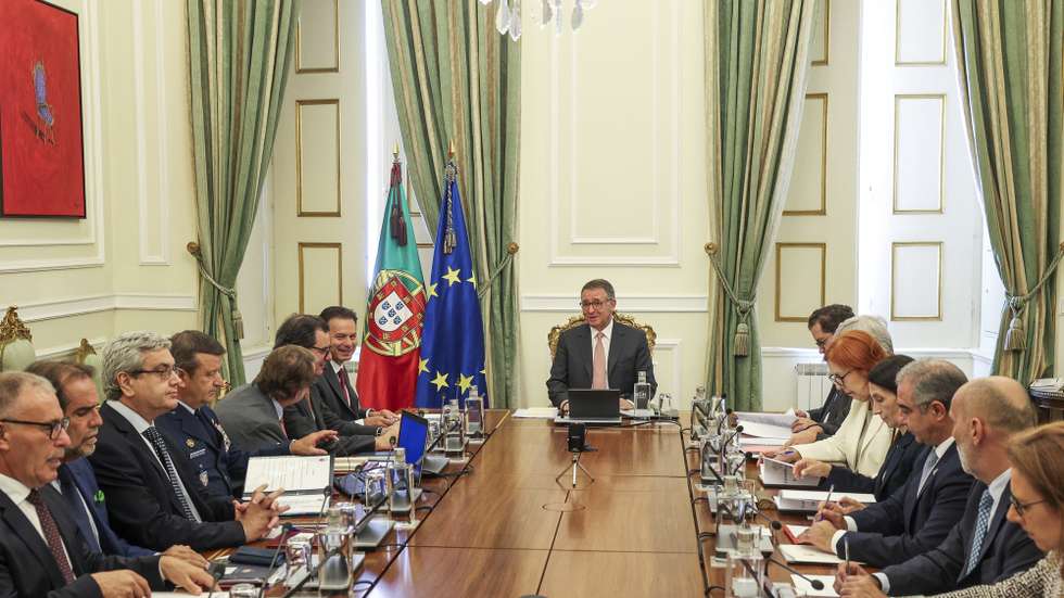 O Presidente da República, António José Seguro (C), preside à Reunião do Conselho Superior de Defesa Nacional, no palácio de Belém, em Lisboa, 13 de julho de 2026. TIAGO PETINGA/LUSA
