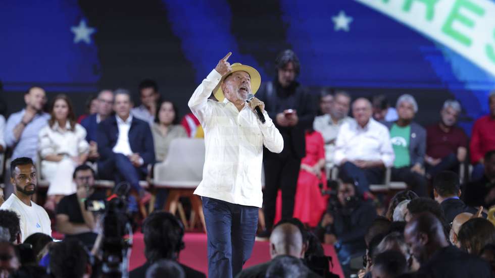 epa13147446 Brazilian President Luiz Inacio Lula da Silva speaks at the national convention of the Workers' Party of Brazil (PT) in Sao Paulo, Brazil, 02 August 2026. At 80 years old and with polls in his favor, Lula is once again running for president, seeking a historic fourth non-consecutive term and consolidating Brazil as the main bastion of progressivism in the region.  EPA/Sebastiao Moreira