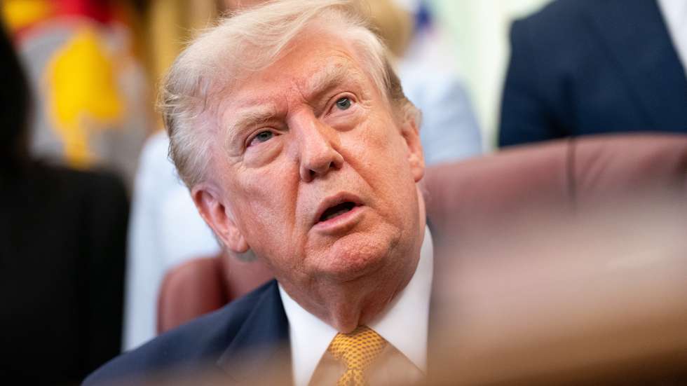 epa13148937 President Donald Trump speaks during an executive order signing ceremony in the Oval Office of the White House in Washington, DC, USA, 03 August 2026.  EPA/Allison Robbert / POOL