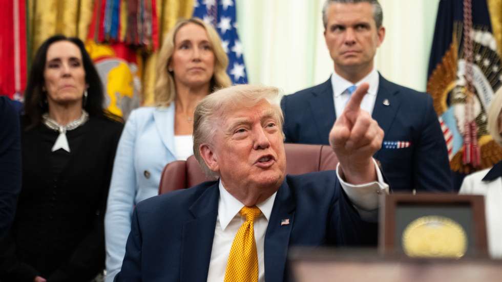 epa13148938 President Donald Trump speaks during an executive order signing ceremony in the Oval Office of the White House in Washington, DC, USA, 03 August 2026.  EPA/Allison Robbert / POOL