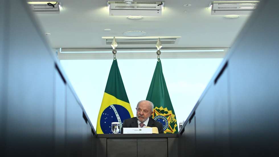 epaselect epa13205634 President of Brazil Luiz Inacio 'Lula' da Silva takes part in a meeting on digital betting, known as Bets, at the Planalto Palace in Brasilia, Brazil, 01 September 2026.  EPA/Andre Borges