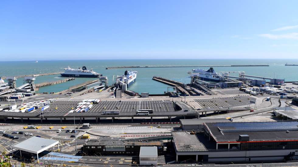 epa06920793 A general view of the port of Dover in Dover, Britain, 31 July 2018. Reports state Dover, but also Calais in France may face serious economic problems due to Brexit. The ports and Eurotunnel are used by some 16,000 trucks and thousands of people every day, and any delay of just few minutes because of checks could cause traffic queues of more than 25 kilometres on both sides of the channel.  EPA/FACUNDO ARRIZABALAGA