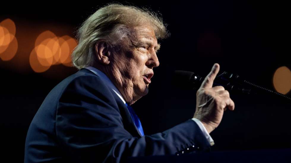 epa13227456 US President Donald Trump speaks on the first day of the Midterm Republican National Convention at the American Airlines Center in Dallas, Texas, USA, 09 September 2026. The two-day event, conceived by US President Donald Trump to spotlight key midterm congressional races, runs 09-10 September.  EPA/JEFF MCWHORTER