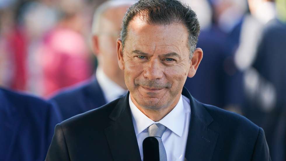 O primeiro-ministro, Luís Montenegro, fala á imprensa após a inauguração da Avenida António Fernando Couto dos Santos e da Avenida João Maria de Oliveira Martins em Esposende. 19 Setembro 2026.HUGO DELGADO/LUSA