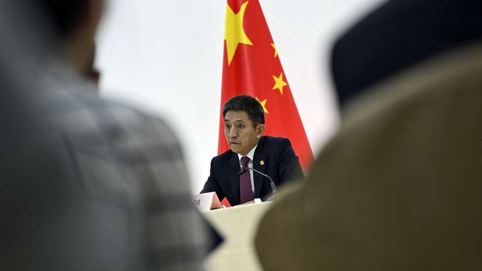 epaselect epa12380987 China's International Trade Negotiator and Commerce Vice Minister Li Chenggang holds a press conference in Madrid, Spain, 15 September 2025. The US and China reached a framework agreement on 15 September for the future of TikTok's American operations, aiming to shift ownership to an American-controlled entity, after trade talks in Madrid.  EPA/FERNANDO VILLAR