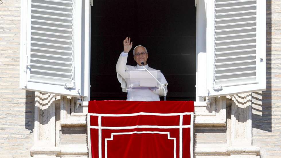 epa13296100 Pope Leo XIV leads the Angelus prayer from the window of his office overlooking Saint Peter's Square in Vatican City, 11 October 2026.  EPA/FABIO FRUSTACI