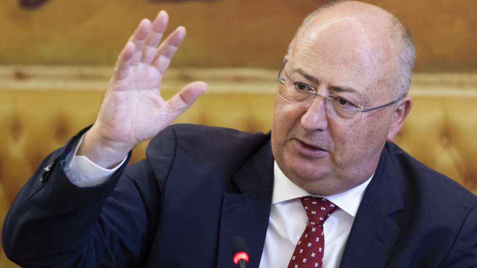 O ministro da Agricultura, José Manuel Fernandes, durante a sua audição na Comissão Eventual para a Resiliência Nacional, Prevenção de Catástrofes Naturais e Acompanhamento do Portugal Transformação, Recuperação e Resiliência (PTRR), na Assembleia da República, em Lisboa, 13 de outubro de 2026. JOSÉ SENA GOULÃO/LUSA
