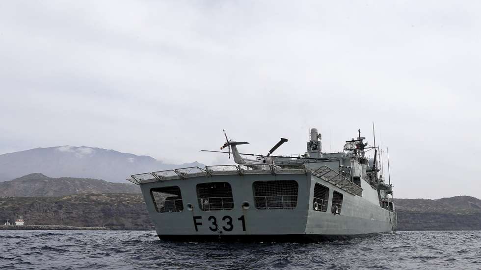A cerimónia de despedida do navio foi presidida pelo Chefe do Estado-Maior da Armada (CEMA), o almirante Jorge Nobre de Sousa, que sublinhou que esta missão é "uma das mais importantes expressões da ação externa da Marinha"