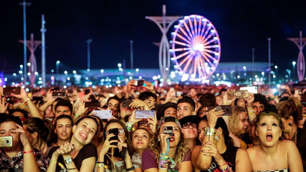 Após a pausa provocada pela pandemia da Covid-19, que obrigou os organizadores a adiar as edições previstas para Lisboa em 2020 e Rio de Janeiro em 2021, o festival regressa à cidade brasileira onde nasceu em 1985 para a sua nona edição no Brasil e vigésima primeira no mundo