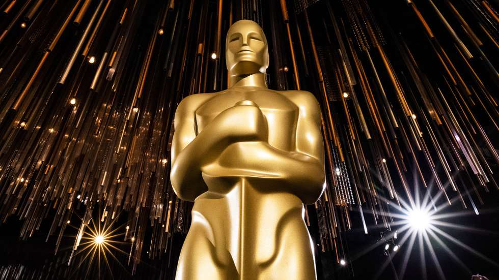 epa08446635 A golden colored Oscar statue stands at the Ray Dolby Ballroom in Hollywood, California, USA, 31 January 2020 (reissued 27 May 2020). Gold is considered a majestic color that symbolizes wealth and luxury. It is associated with success, achievement, and triumph, but it can also be deemed decadent and overindulgent. Connected with prestige and elegance, gold symbolizes divinity, power, and wisdom in many religions due to its association with masculine energy and the power of the sun.  EPA/ETIENNE LAURENT  ATTENTION: This Image is part of a PHOTO SET *** Local Caption *** 56053391