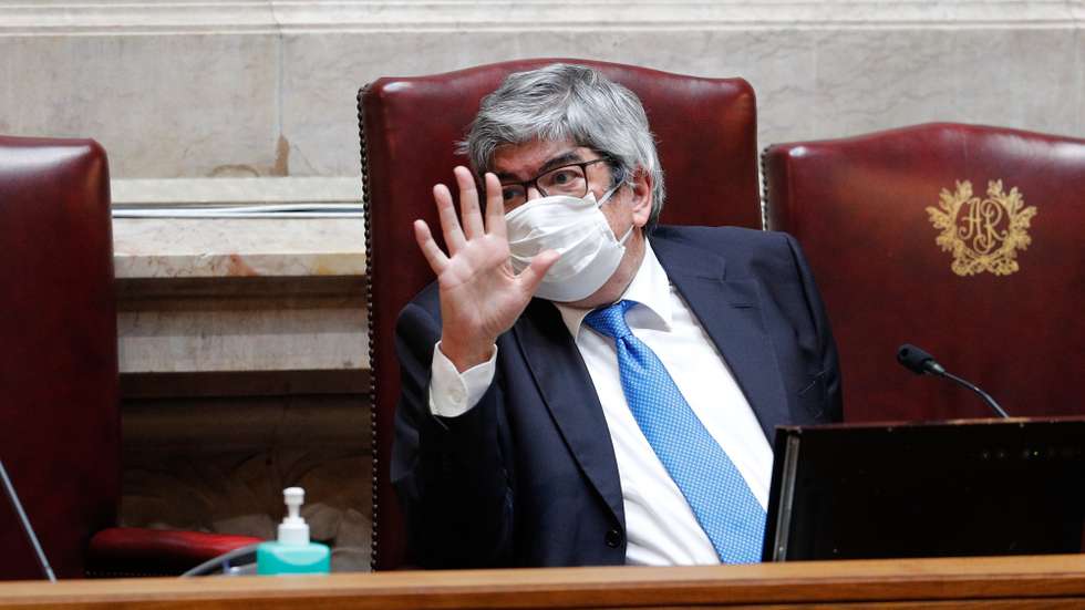 O presidente da Assembleia da República, Eduardo Ferro Rodrigues, durante o debate quinzenal com a presença do primeiro-ministro, na Assembleia da República, em Lisboa, 20 de maio de 2020. ANTÓNIO COTRIM/LUSA