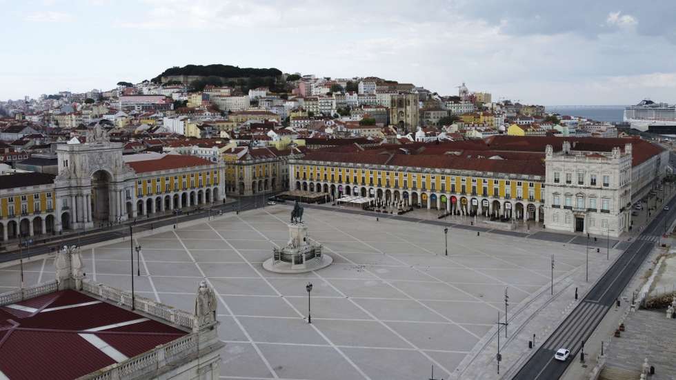 Aerial view of the Praça do Comercio square  in Lisbon, Portugal, 25 March 2020. In Portugal the new coronavirus,COVID-19   is responsible for the  33 deaths and 2,362 confirmed infections, according to the balance made today by the Directorate General of Health. Portugal is in a state of emergency since 00:00 on Thursday and until 23:59 on 02 April. ANTÓNIO COTRIM/LUSA