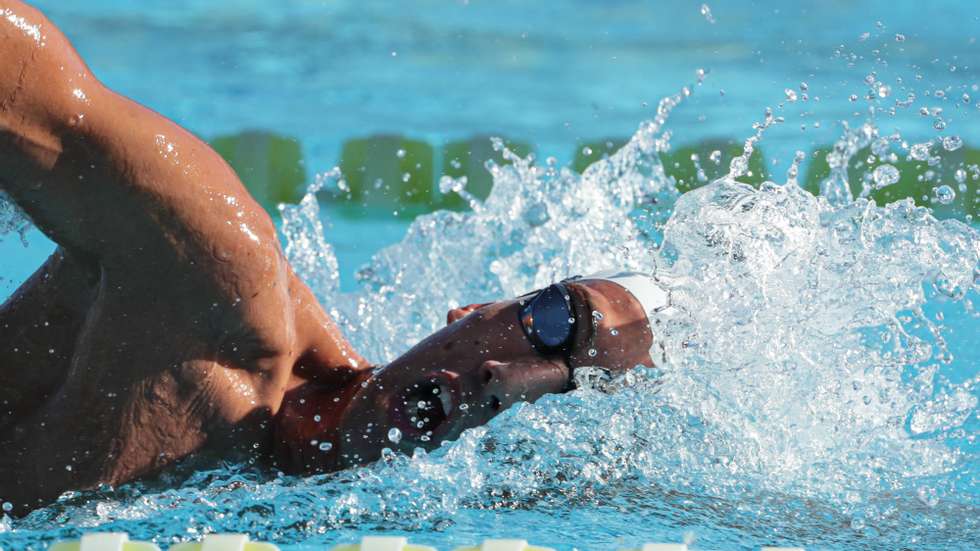 O atleta português, Jose Paulo Lopes, em ação nos 800m livres durante o Open de Natação Pura Loulé 2020, nas piscinas municipais de Loulé