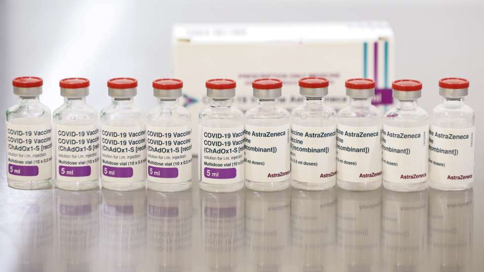 epa09352776 A view of multidose vials of AstraZeneca COVID-19 vaccine at a mass coronavirus disease (COVID-19) vaccination hub at the Showgrounds in Melbourne, Victoria, Australia, 19 July 2021. Victoria entered a lockdown on 15 July, amid a surge of COVID-19 cases.  EPA/DANIEL POCKETT AUSTRALIA AND NEW ZEALAND OUT