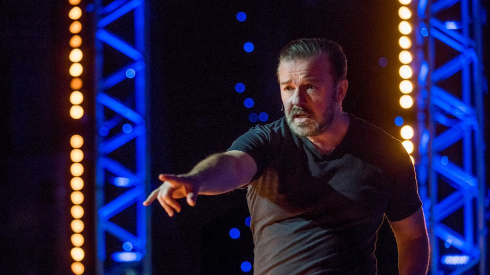 Conseguiu ser o comediante brilhante pelo hábito, com punchlines que quase antecipamos, e aquele que nos tira o tapete pela surpresa