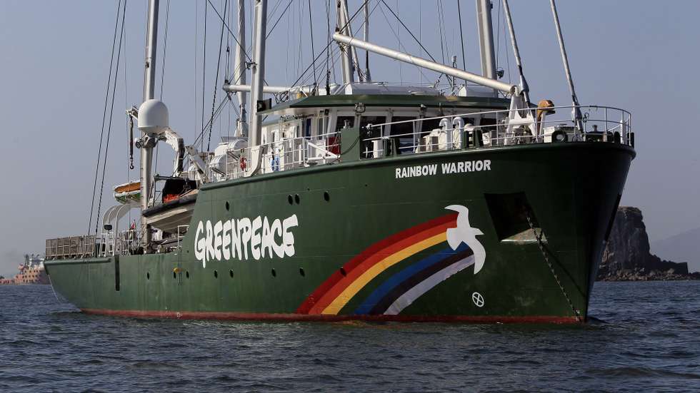 epa04047465 View of the ship Rainbow Warrior III by Greenpeace prior to its transit trough the Panama Canal, in Panama, 29 January 2014. Greenpeace asked Panamanian government to fine ship with Panamanian flag 'Sun Laurel' because it allegedly collaborates with Japanese ships in the killing of whales in the Antarctica.  EPA/Alejandro Bolivar