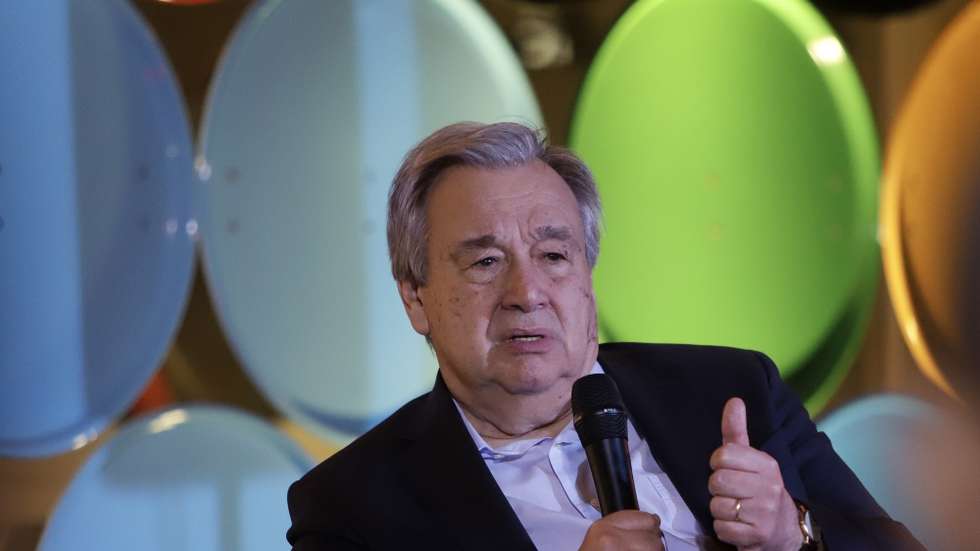 epa10421375 UN Secretary-General Antonio Guterres and Prime Minister of Cape Verde, Ulisses Correia e Silva (not pictured) attend Prime Minister's Speakers Series at the beginning of a three-day visit to the archipelago, Sao Vicente, 21 January 2023.  EPA/ELTON MONTEIRO