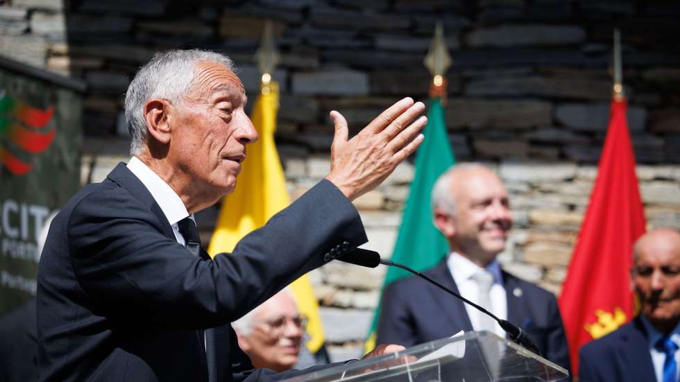 O Presidente da República, Marcelo Rebelo de Sousa, discursa durante a inauguração da Casa Museu Soldado Milhões, em Valongo de Milhais, Murça, 10 de abril de 2023. PEDRO SARMENTO COSTA/LUSA