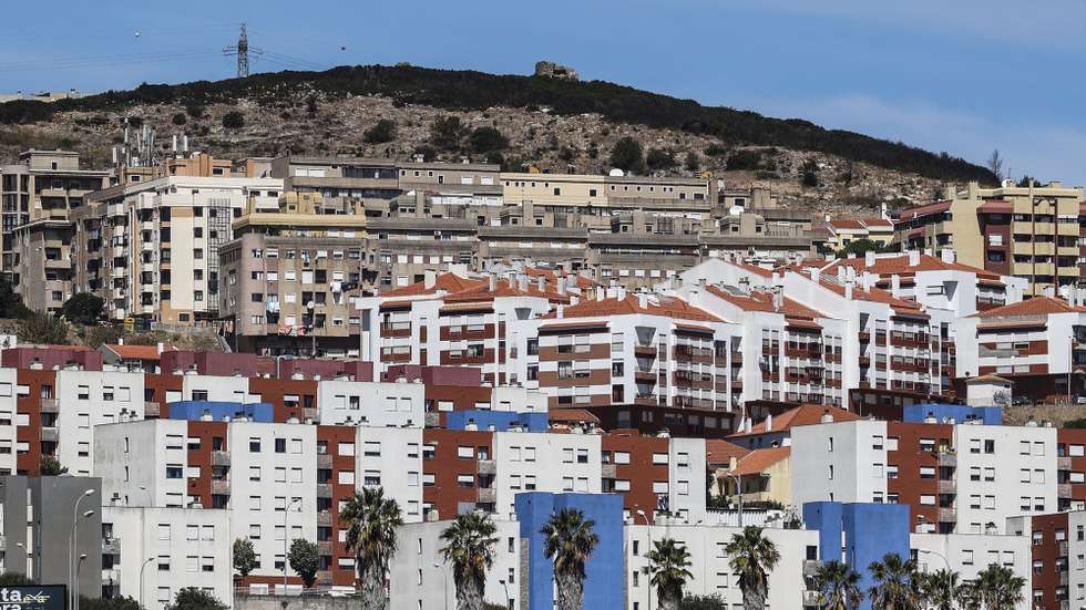 Prédios para habitação própria, arendar, vender ou alugar no distrito de Lisboa, 31 de agosto de 2023. MIGUEL A. LOPES/LUSA