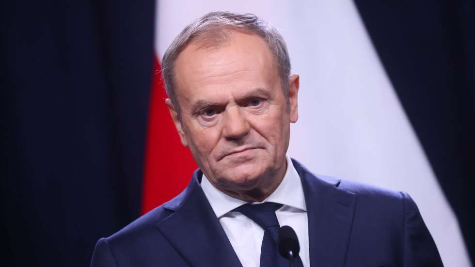 epa11744096 Polish Prime Minister Donald Tusk attends a press conference following a meeting the Nordic and Baltic countries' leaders at the Swedish Prime Minister summer residence, Harpsund, south of Stockholm, Sweden, 27 November 2024. Nordic and Baltic leaders met at the Swedish Prime Minister's summer residence, Harpsund, for a summit to discuss transatlantic relations and regional security in the Baltic Sea, according to the Finnish government.  EPA/LESZEK SZYMANSKI POLAND OUT