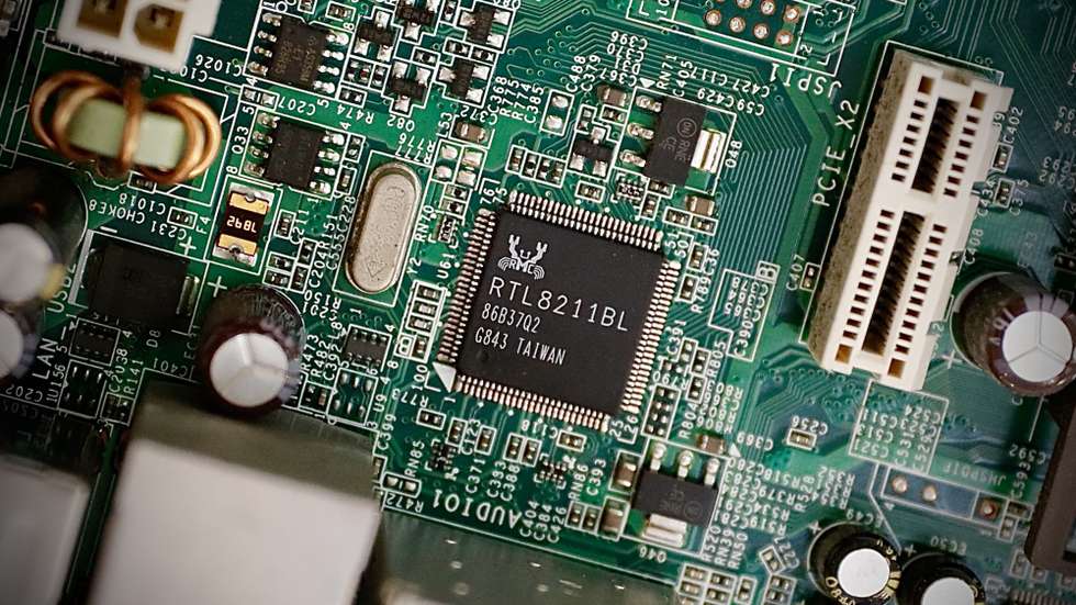 epa10187806 A microchip of REALTEK Semiconductor Corp is on display at a Science park in Hsinchu county, Taiwan, 16 September 2022. Taiwan Semiconductor companies provide more than 60 percent of all orders around the world.  EPA/RITCHIE B. TONGO