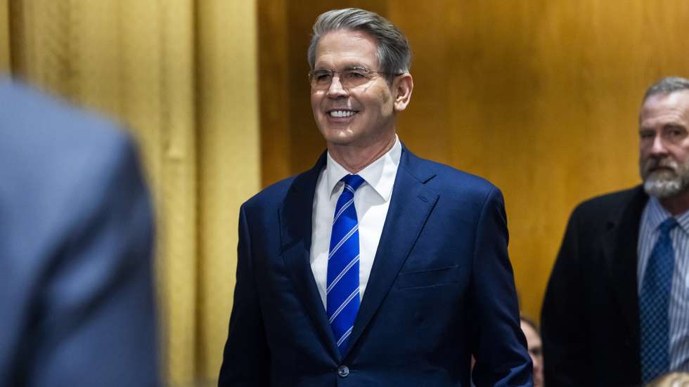 epa11828757 Scott Bessent, President-elect Donald Trump's nominee to be Secretary of the Treasury, arrives to testify at his confirmation hearing before the Senate Finance Committee in the Dirksen Senate Office Building in Washington, DC, USA, 16 January 2025.  EPA/JIM LO SCALZO