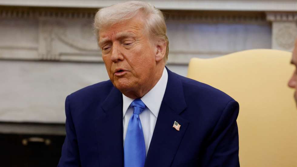 epa11922630 US President Donald Trump meets with French President Emmanuel Macron (Not Pictured) in the Oval Office of the White House in Washington, DC, USA, 24 February 2025.  EPA/LUDOVIC MARIN / POOL