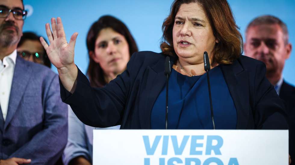 The candidate of the coalition PS/Livre/BE/PAN for Lisbon City Council, Alexandra Leitão, delivers his defeated speech on the election night of the local elections 2025 at PS campaign headquarters in Lisbon, Portugal, 13 October 2025. More than 9.3 million electors can vote in the local elections in Portugal on 12 October 2025. RODRIGO ANTUNES/LUSA
