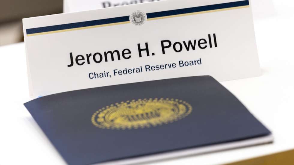 epa12253329 A sign shows the name of the Federal Reserve Board Chair Jerome Powell during the Integrated Review of the Capital Framework for Large Banks Conference at the Federal Reserve in Washington, DC, USA, 22 July 2025. House Republicans are considering an investigation into Powell’s 2.5 billion USD renovation of the Federal Reserve building.  EPA/SHAWN THEW