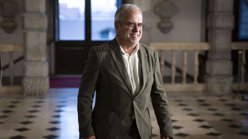 O coordenador do Bloco de Esquerda, José Manuel Pureza, à chegada para ser recebido pelo Presidente da República, Marcelo Rebelo de Sousa (ausente da foto), no Palácio de Belém, em Lisboa, 15 de dezembro de 2025. JOSÉ SENA GOULÃO/LUSA