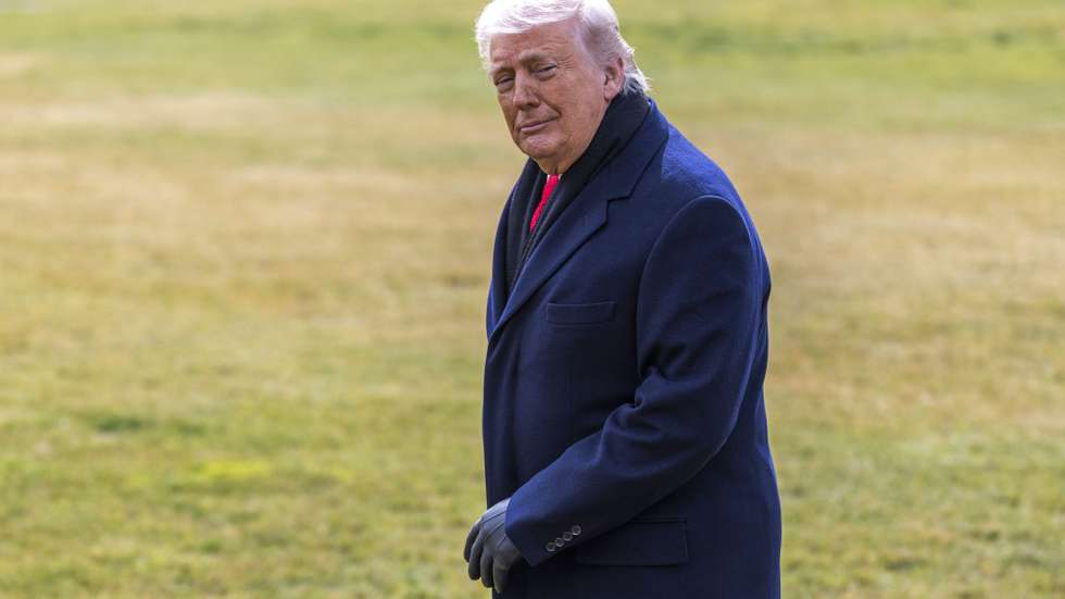 epa12654051 US President Donald J. Trump responds to questions from the news media as he walks to board Marine One on the South Lawn of the White House in Washington, DC, USA, 16 January 2026. President Trump is traveling to Florida for the weekend.  EPA/SHAWN THEW